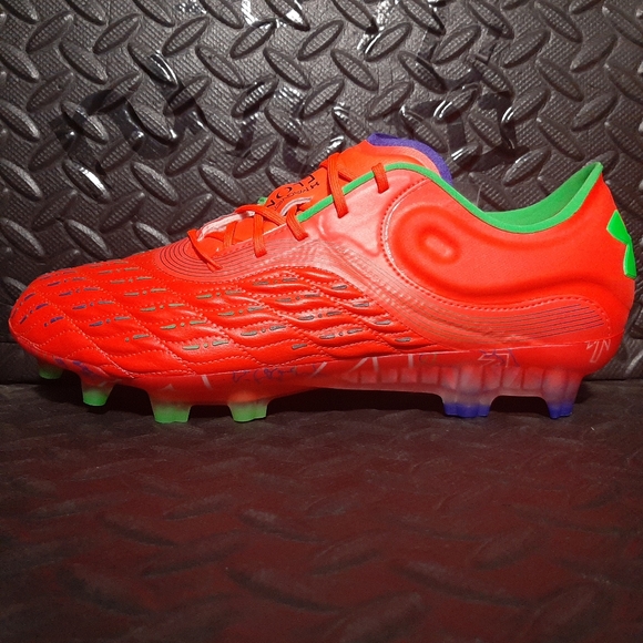 Under Armour Women's Magnetico Elite 3 FG Soccer Cleats size 10.5 - Picture 5 of 12
